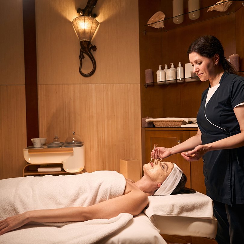 Daffodils New Website Landing Pages Square Images - Cruise 6 Why