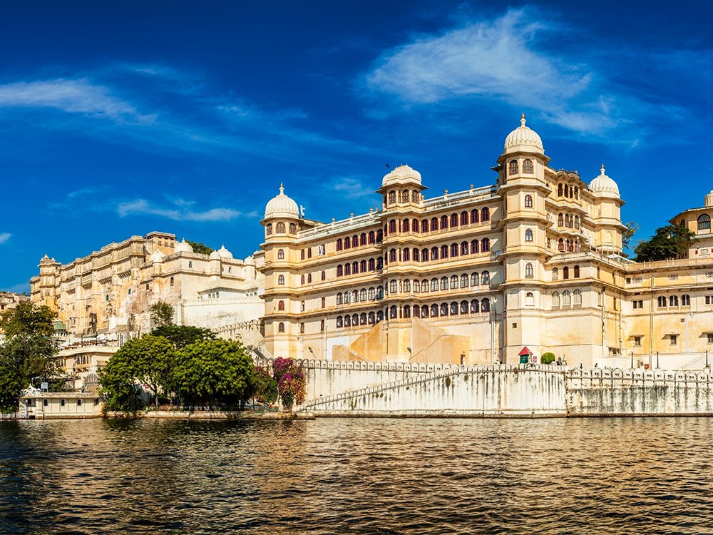 India Package 9 Luxury India Escape